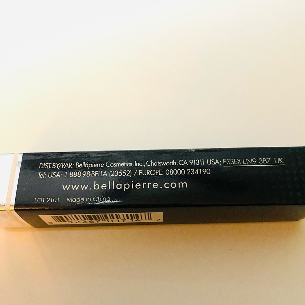 Bellapierre Cosmetics Liquid Eyeliner - Picture 2 of 4